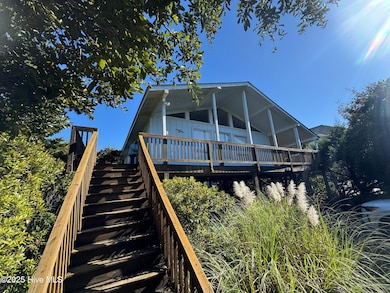 102 Lawrence St, Emerald Isle, NC 28594 - photo 4