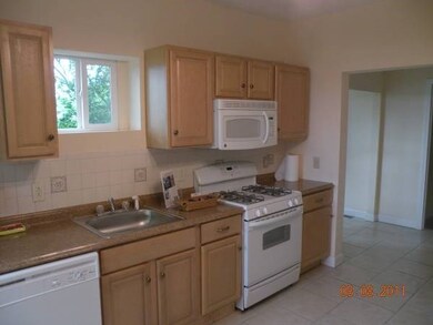 211 Plain St unit 1, Brockton, MA 02302 - photo 3