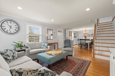 72 Lisa Ln, North Andover, MA 01845 - photo 5