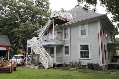 2521 Kingman Blvd, Des Moines, IA 50311 - photo 3