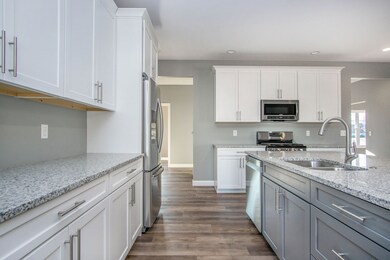 53422 Wallace Ln, South Bend, IN 46635 - photo 7