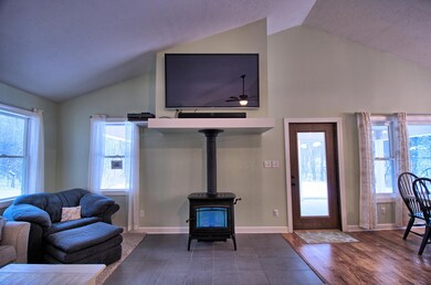 10 Living Room 3