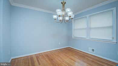 12809 Pine Tree Ln, Fort Washington, MD 20744 - photo 7