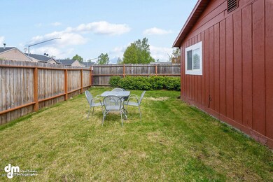Backyard Unit 1_CG_3873-SMALL