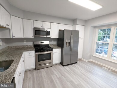 7124 Dewdrop Way, Clinton, MD 20735 - photo 5