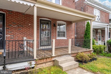 132 Crystal St, Lancaster, PA 17603 - photo 2