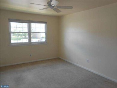 21 Kearney Dr, North Wales, PA 19454 - photo 4