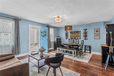 2709 Larkins Way, Pittsburgh, PA 15203 - photo 2