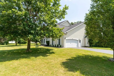 128 Hasgate Dr, Delmar, NY 12054 - photo 3