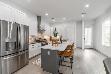 204 Marathon St unit A, Houston, TX 77018 - photo 6