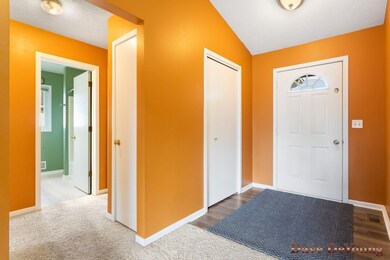 11-web-or-mls-14360 Pine Creek Dr, Holla