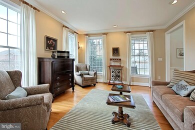 9051 Tower House Place, Alexandria, VA 22308 - photo 5