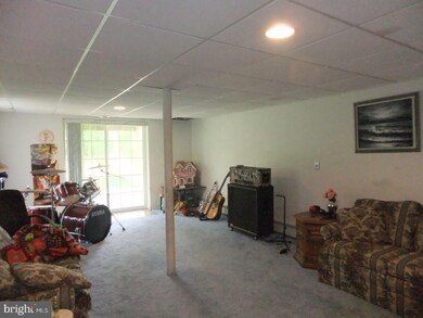 16 Tower Cir, Perkasie, PA 18944 - photo 7