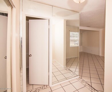 Interior Entryway