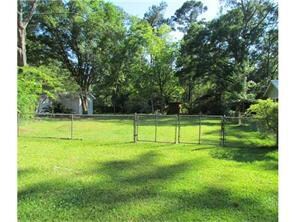 Land/Lot. Mature trees.