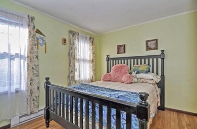 32 Hollander St, Dorchester, MA 02121 - photo 5