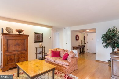 Watergate East Residences unit 603-N, Washington, DC 20037 - photo 6