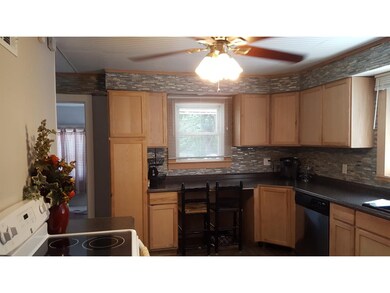 68 Gabrielle St, Manchester, NH 03103 - photo 3