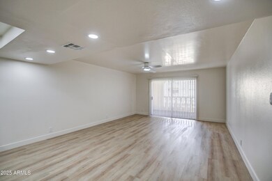 Dining Living 1