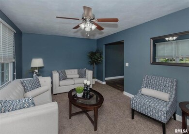 4568 Sheridan St, Davenport, IA 52806 - photo 5