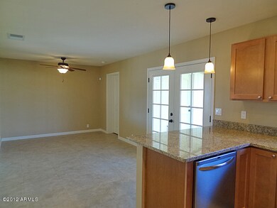 Interior/Kitchen