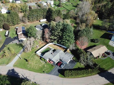 10 Meadowcrest Ln, Barre, VT 05641 - photo 2