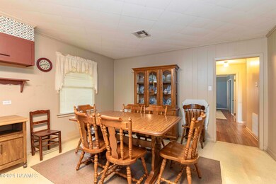Dining Area 1