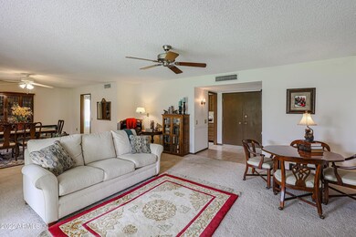 18026 N Conestoga Dr, Sun City, AZ 85373 - photo 7