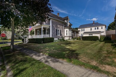 103 Fort St unit 2, Fairhaven, MA 02719 - photo 2