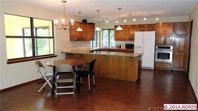 Kitchen and dinette area