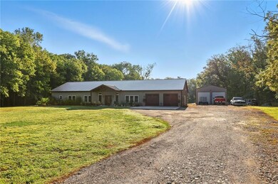 701 NW 176th St, Smithville, MO 64089 - photo 3