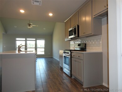 1908 E Winston St, Broken Arrow, OK 74011 - photo 6