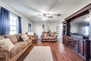 3112 Texas 114, Paradise, TX 76073 - photo 4