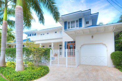 1127 Vista Del Mar