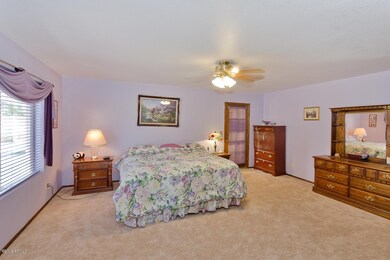 1921 E Caroline Ln, Tempe, AZ 85284 - photo 2