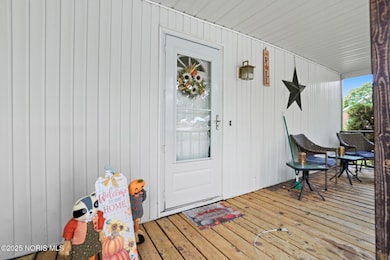 1301 Fishlock Ave, Findlay, OH 45840 - photo 3