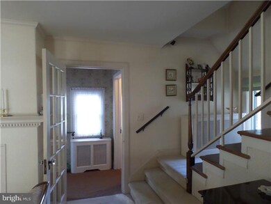 32 S Bayard Ave, Woodbury, NJ 08096 - photo 2