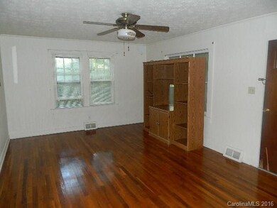 349 Oakview Park Rd, Asheville, NC 28803 - photo 7