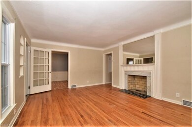 3587 Bainbridge Rd, Cleveland, OH 44118 - photo 3