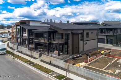 07-Aerial front of home