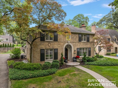 926 Cambridge Dr SE, Grand Rapids, MI 49506 - photo 2