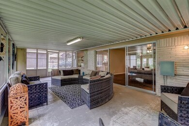 7415 Deep Forest Dr, Houston, TX 77088 - photo 5