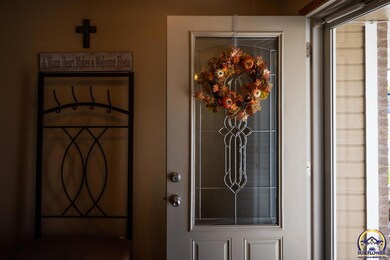 3324 SW 47th Ct, Topeka, KS 66610 - photo 5