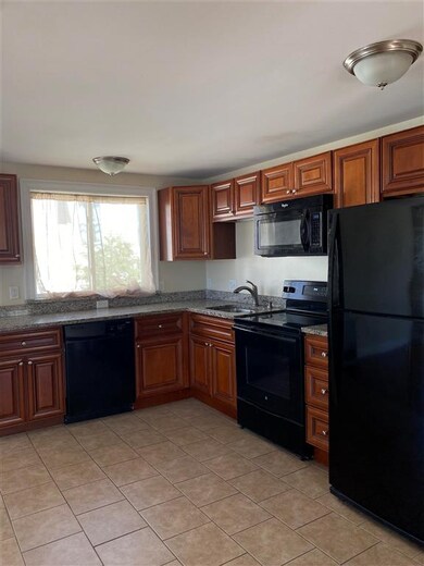 32 Ham St unit B, Dover, NH 03820 - photo 5