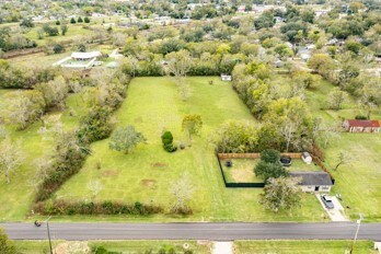 234 E Burnett St, Brazoria, TX 77422 - photo 3
