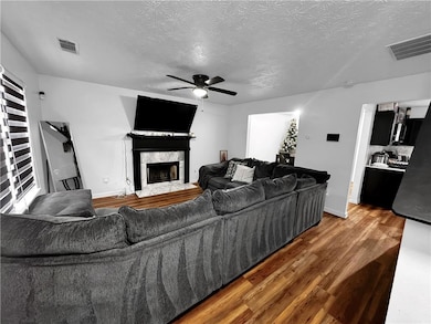 1036 Yellow River Dr, Lawrenceville, GA 30043 - photo 3