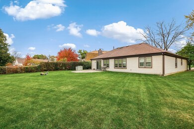 16 Fox Ct W, Buffalo Grove, IL 60089 - photo 7