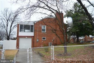 6400 8th Ave, Hyattsville, MD 20783 - photo 2