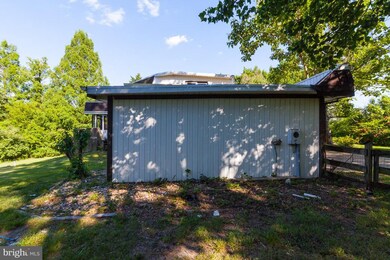 16616 Claggett Landing Rd, Upper Marlboro, MD 20774 - photo 6