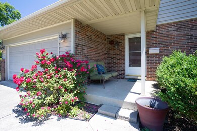 4944 Brittany Ct W, Columbus, OH 43229 - photo 3